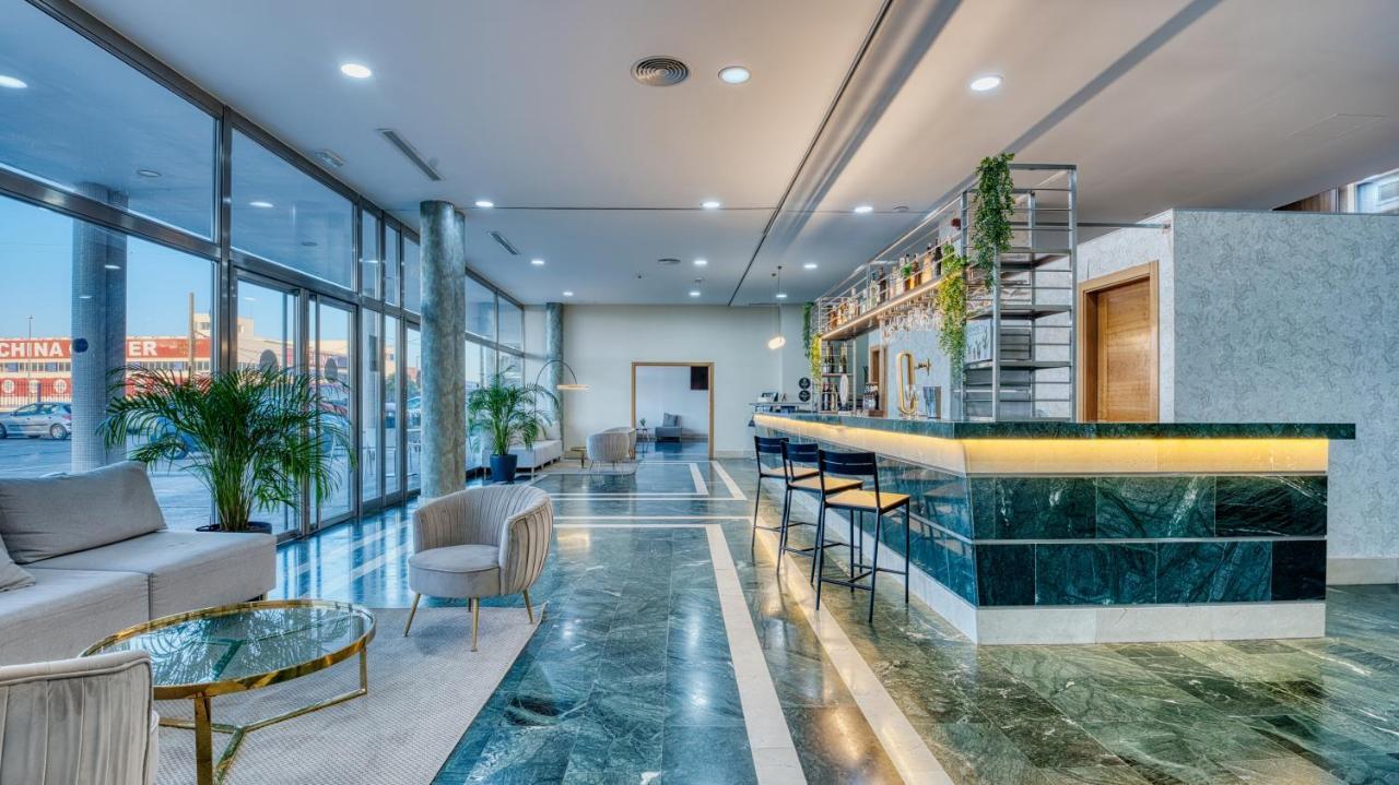 Checkin Madrid Мостолес Экстерьер фото